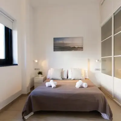 Valentia Apartments - Mercado Central