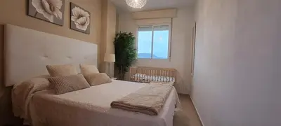 a bedroom with a bed and a window at Apartamento Romero Valencia in Benicull