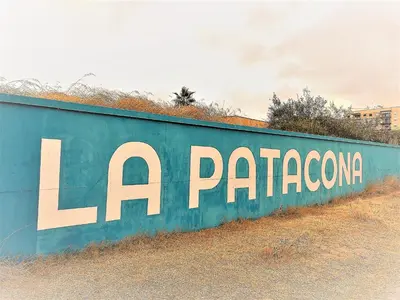 a blue wall with la patagonia written on it at PATACONA BEACH VISTAS AL MAR in Valencia