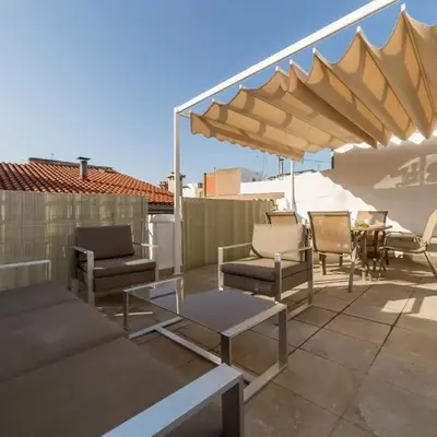 FLORIT FLATS - CENTER 2BR 2BA ATTIC TERRACE VIEW WIFi AC