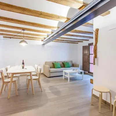 ApartUP Central Market II