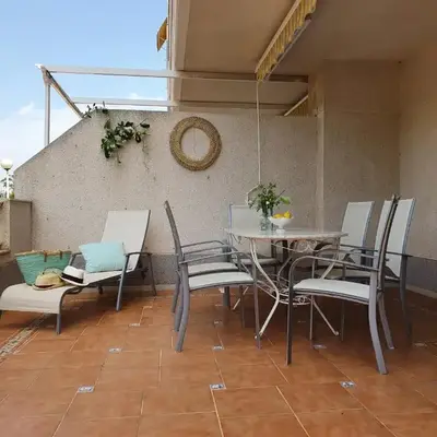 Fantastico bajo con Jardin en Playa de Canet