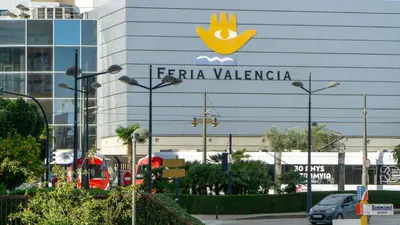 a feria valencia sign on the side of a building at SUNDOS Feria Valencia in Valencia