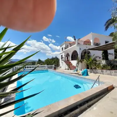 Casa Loro Loco B&B