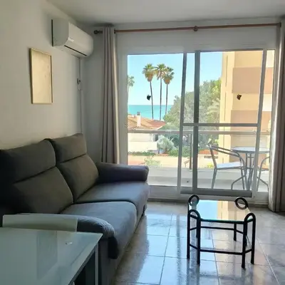 Apartamento estudio en playa Puig
