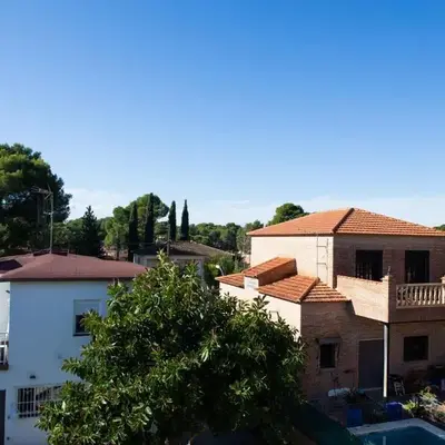 FLORIT FLATS - The Orange Lemon Tree House