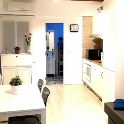 Precioso Apartamento frente del Mercado Central