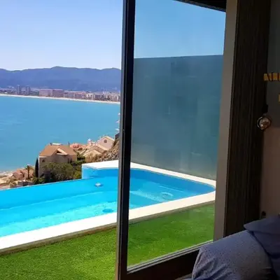 Friendly villa in Cullera with private pool - 120 m²