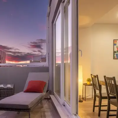 Spacious Penthouse with Private Terrace