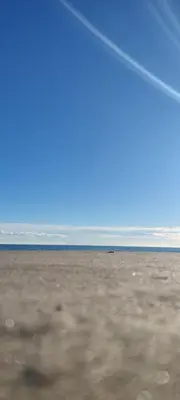 a view of the ocean from a train window at Balcón del Mar in Canet de Berenguer