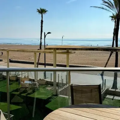 PRIMERA LINEA PLAYA PATACONA