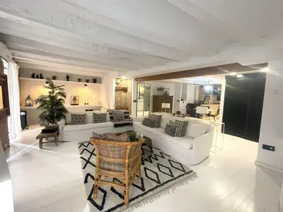a living room with white couches and a table at Valencia Luxury - Boutique El Carmen in Valencia