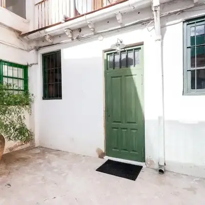 Casita artista en bello edificio barrio Ruzafa