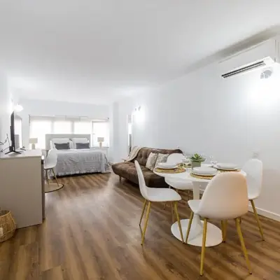 FLORIT FLATS - The Apolo Studio