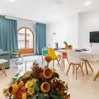 Grand Villa Valencia - 8 min to Center by Metro